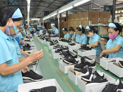 Tổng Hợp Mẫu Câu Tiếng Trung Chuyên Ngành Giày Dép. Chuẩn Công Xưởng