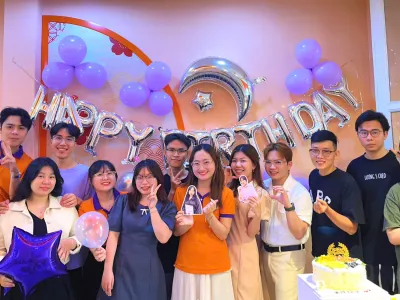 Tiệc Sinh Nhật Tháng 8